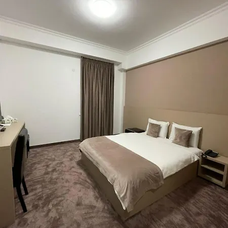 Rivoli 3* Bukarest