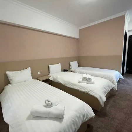 Hotell Rivoli 3*