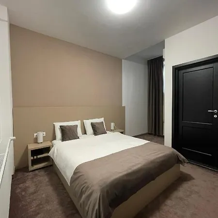 Rivoli 3*