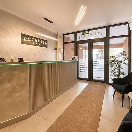 Rivoli Hotel