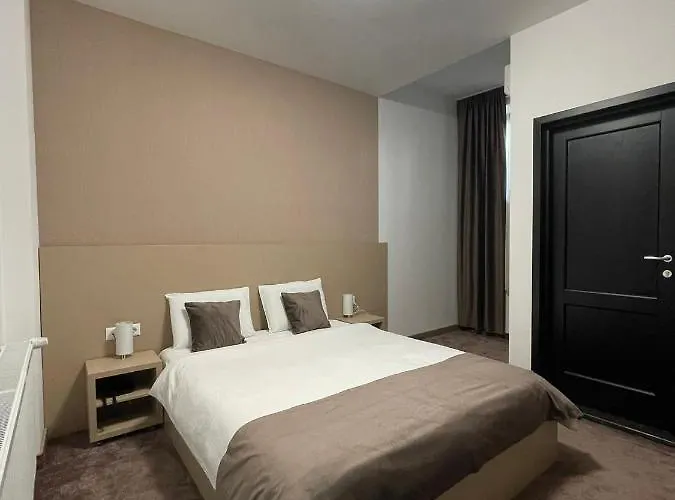 Rivoli 3*